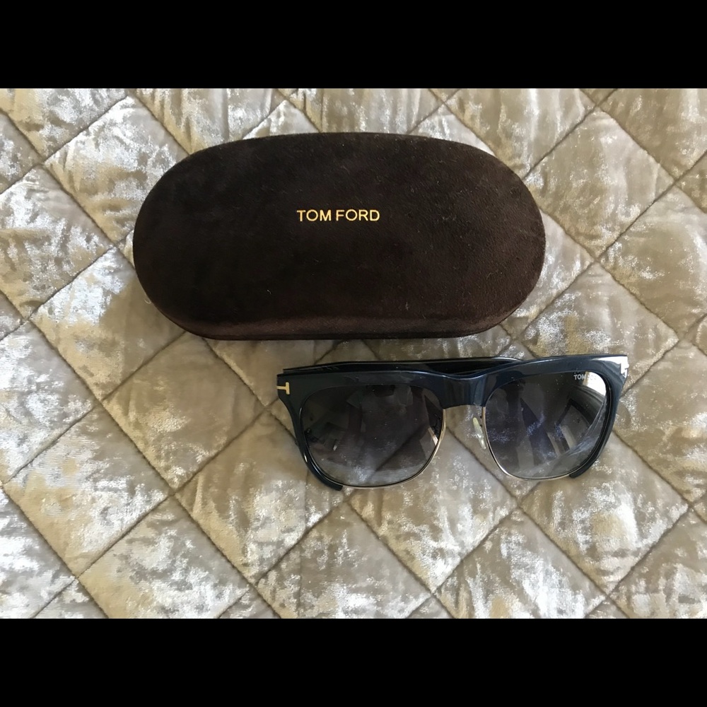 Tom Ford Sunglasses - Picture 2 of 6